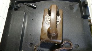 Vintage 1983 Stromberg Model 554bm Brown Rotary Wall Telephone