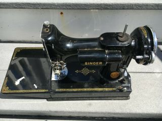Vintage Singer Portable Electric Sewing Machine 221 - 1 With Case