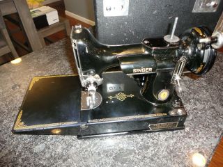 Vintage 1951 Singer Featherweight Sewing Machine 221 - 1 Centennial Badge -
