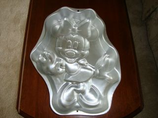 Wilton Disney Minnie Mouse 1998 Full Body Cake Pan 2105 - 3602
