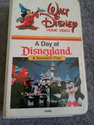 A Day At Disneyland Souvenir Film Vhs Rare Oop Walt Disney Home Video Disneyana