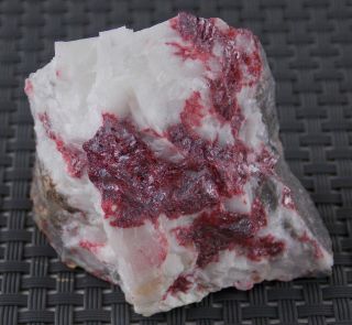 Cinnabar In Calcite - 4.  6 Cm - Kiggins,  Oregon 22545