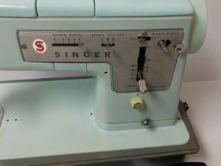 1960 ' s SINGER Style - Mate Special Zig - Zag Sewing Machine Model 348 Accessories, 2
