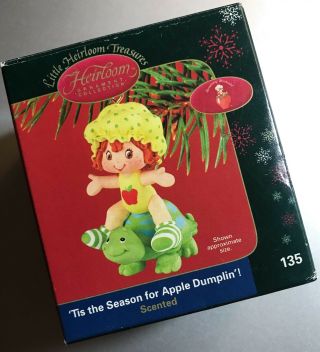 Carlton Apple Dumplin Scent - Sational Christmas Ornament Strawberry Shortcake 135
