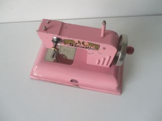 Pink Muller Regina Toy Child ' s sewing machine US Zone Berlin Germany 1948 - 54 4