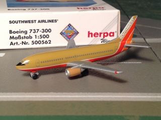 Southwest Airlines Boeing 737 Old Colors 1/500 Scale Model Herpa Wings 500562