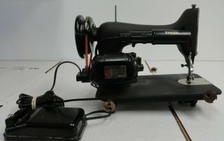 Singer Electric Sewing Machine 1941 Serial AG018400 Matte Black (3F4.  31.  JK) 2