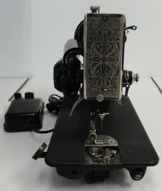 Singer Electric Sewing Machine 1941 Serial AG018400 Matte Black (3F4.  31.  JK) 5