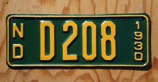 1930 North Dakota Dealer License Plate D 208