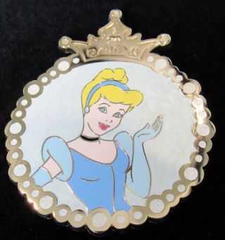 Cinderella Pearl Medallion Princess Le125 Disney Store.  Com Pin Gold Crown Circle