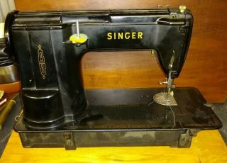 Singer 301A Sewing Machine 2