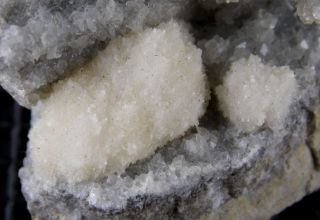 Strontianite Crystals - 5.  4 Cm - Mount Pleasant Mills,  Pennsylvania 22324