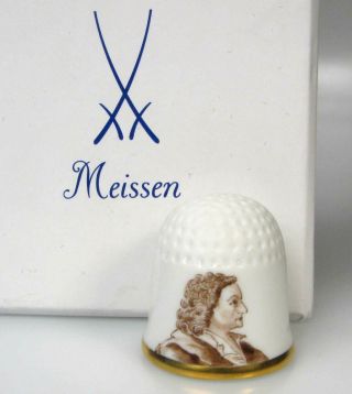 Meissen Porcelain Thimble 2008 Boettger 300 Years Limited Hand Painted