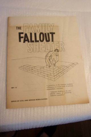 Vtg 1959 The Family Fallout Shelter Building Instructions Civil Defense Office