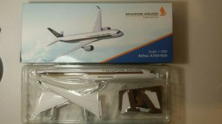 1:200 Aero Le Plane / Lysia A350 - 900 Singapore Airlines Corporate Release