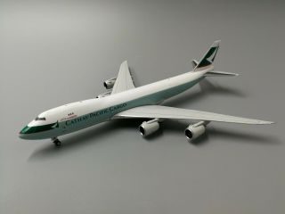Phoenix 1:400 Cathay Pacific Cargo Boeing 747 - 8f Reg: B - Lje