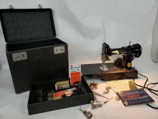 1947 Singer Featherweight 221 Sewing Machine Foot Pedal &