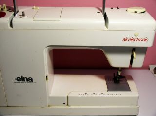 Elna Sewing Machine Precision Made in Swtzerland Air Electronic SU Multiprogram 5
