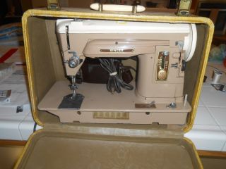 Gorgeous Singer 404 - Heavy Duty Sewing Machine - Professionally Serviced