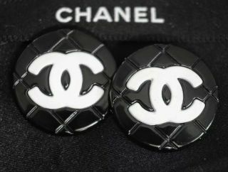 Unique Chanel Buttons Set Of 2 White Large Cc Logo On Black 0.  8inch 20 Mm Metal