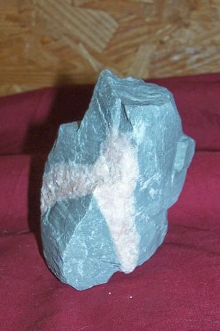 Granite Rock With Crystal Vein Collectible Hound Collector Pink Quartz Sample