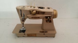 Singer Model 500a Slant - O - Matic Sewing Machine -