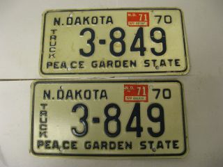 1970 70 1971 71 North Dakota Nd License Plate Truck 3 - 849 Natural Sticker Pair
