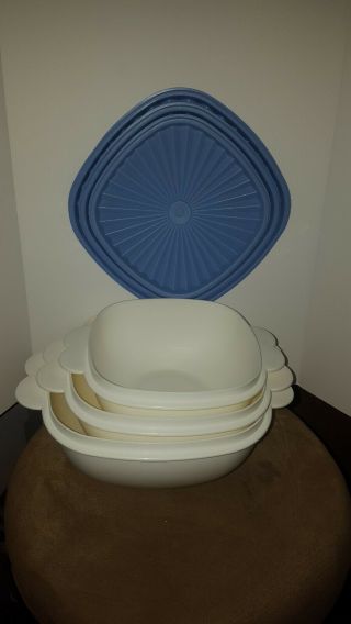 Vintage Tupperware True Blue Set Of 3 Sizes Servalier Nesting Bowls & Lids