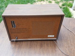 Magnavox AM/FM Radio Model BG3100 - WA01 Wood Grain Case Vintage 7
