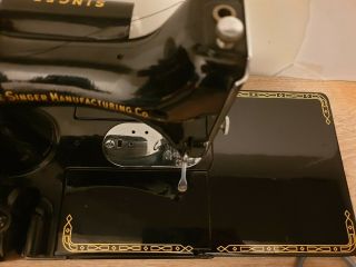 Singer 222K Featherweight Sewing Machine Arm with attachments.  1957 6
