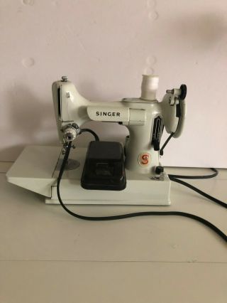 Singer White 221k Featherweight Sewing Machine,  Made In Great Britain