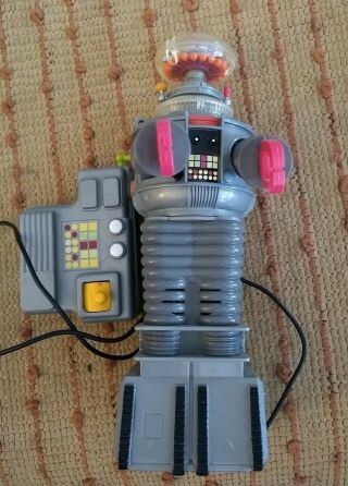 Toy Island Lost In Space Robot B - 9 Remote Controlled 1998