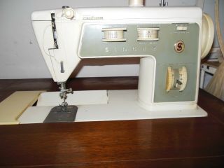 Singer Stylist Zig - Zag Sewing Machine Model 774 With Cabinet And Pedal