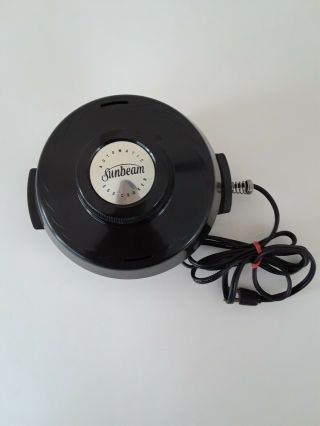 Vintage Sunbeam (e3 - B3) (550 Watts) Automatic Electric Egg Cooker