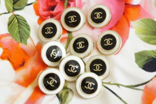 100 Chanel Buttons Set Of 10 Cc Logo 17 Mm Gold Toned Metal White Black Enamel