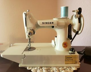 Singer 221k White Featherweight Sewing Machine,  Accessories,