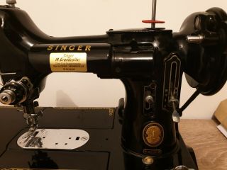 Singer 222K Featherweight Sewing Machine Arm with Zigzagueur automatic.  1956 2
