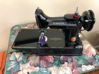 Singer 221k Featherlite Sewing Machine