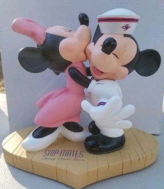 Disney Cruise Lines Sailor Mickey & Minnie Mouse Kissing Shipmates Figurine Fig