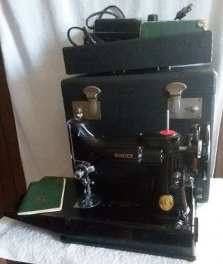 Singer Featherweight 221 - 1 Portable Electric Sewing Machine Ah419792 Case