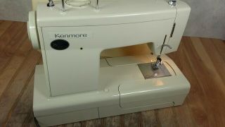 Kenmore 8 Stitch Sewing Machine Heavy Duty Steel PERFECTLY 8