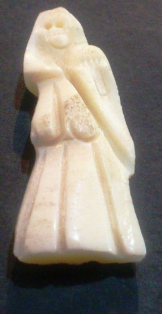 076 Mini Statue Santa Muerte Hand Carved Natural Bone 1.  3 " Pendant Hueso Real