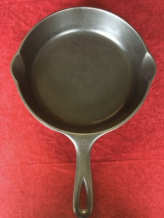 No 6 Wagner Ware Sidney Cast Iron Skillet
