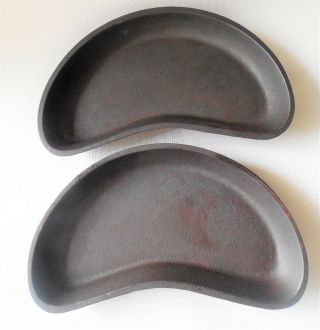 Cast Iron Set 2 Mold Kidney Shape Cookware Pan Heat Ring 8.  75 " X 4.  5 " Vtg