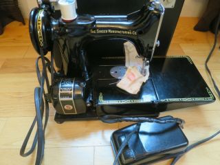 Featherweight Singer Sewing Machine 222k W Case And Attachments Canada