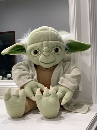 Star Wars Yoda Hooded Robe Large Stuffed Plush Toy 18 Inch