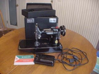 1949 Singer Featherweight 221 Sewing Machine & Case Tuned,  Oiled,  Lubricated