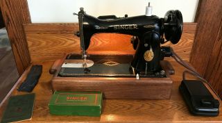 Rare1949 Singer 15k88 Heavy Duty Sewing Machine Walnut Base Serviced,  Acc