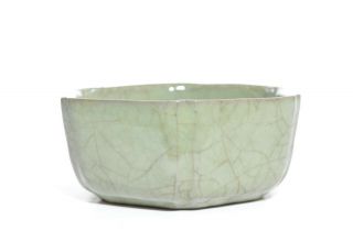 A Chinese Ge - Type Porcelain Bowl 3