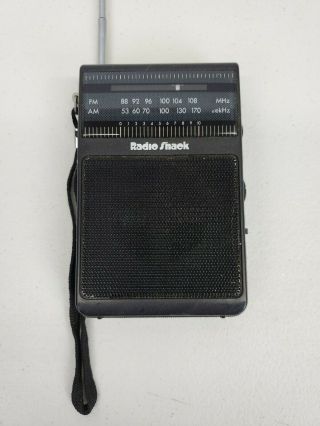 Vintage Radio Shack Model 12 - 725 Am Fm Pocket Battery Operated Great